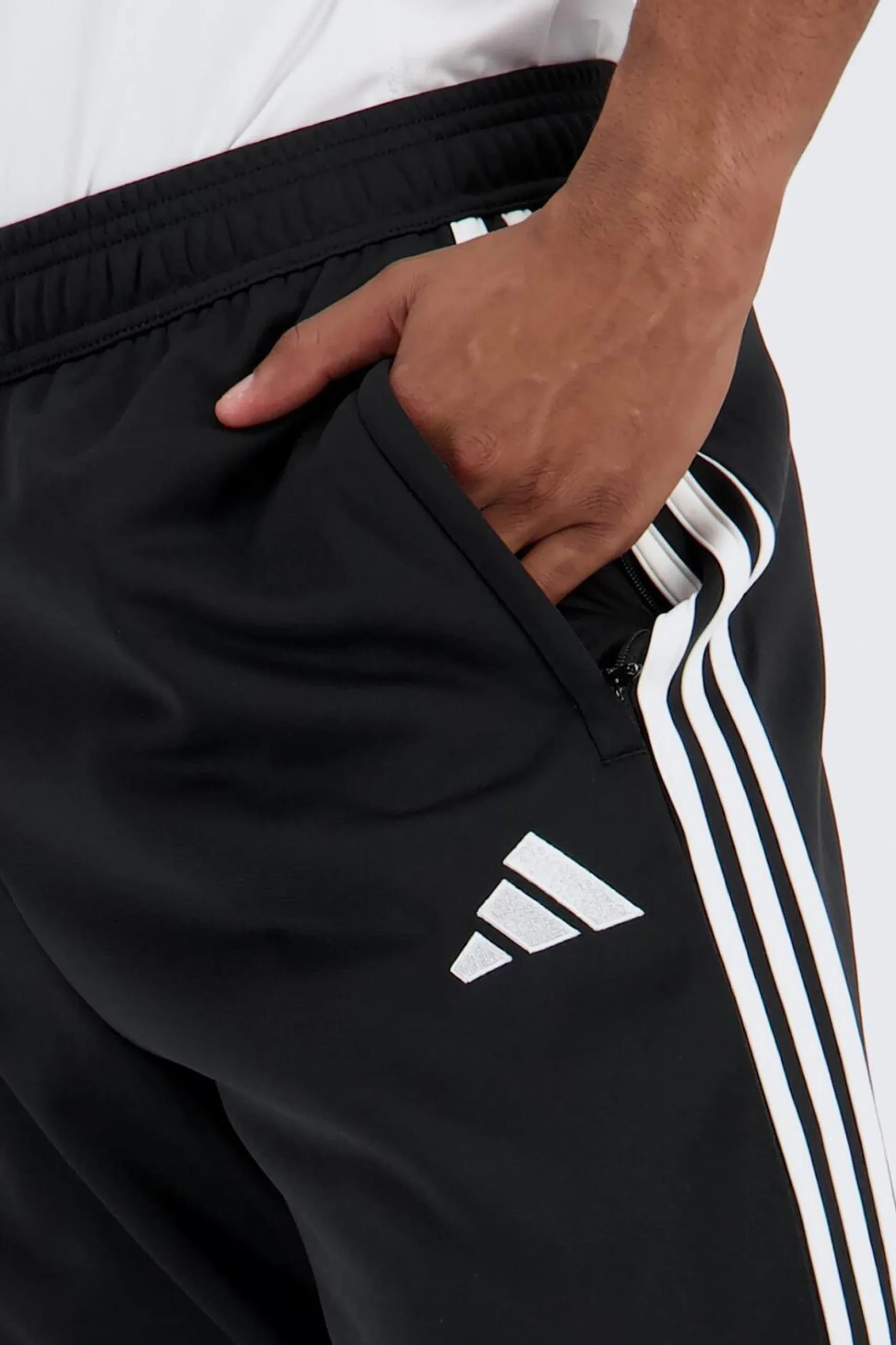 Calças adidas Tiro Essentials