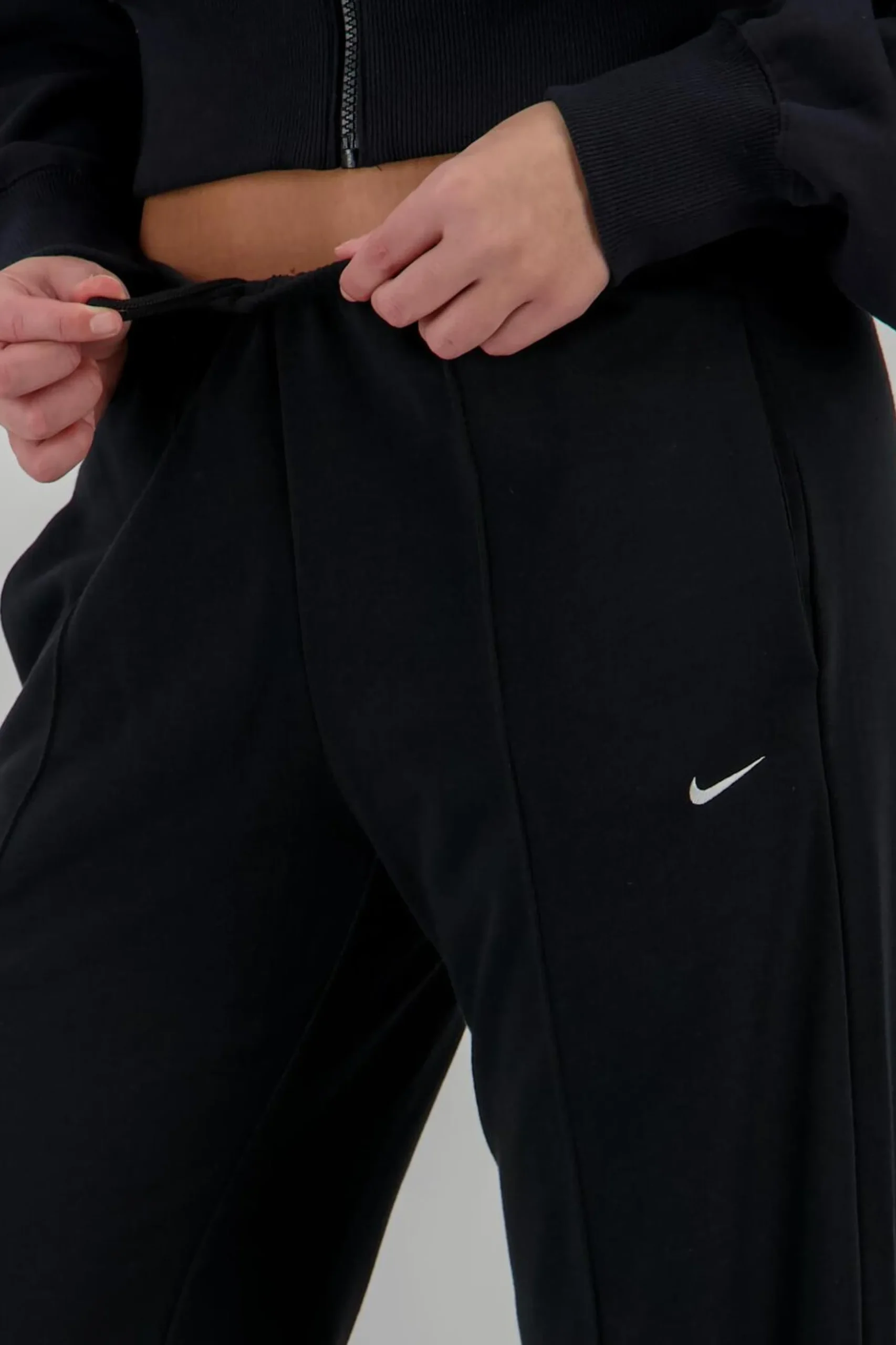 Calças Largas Nike