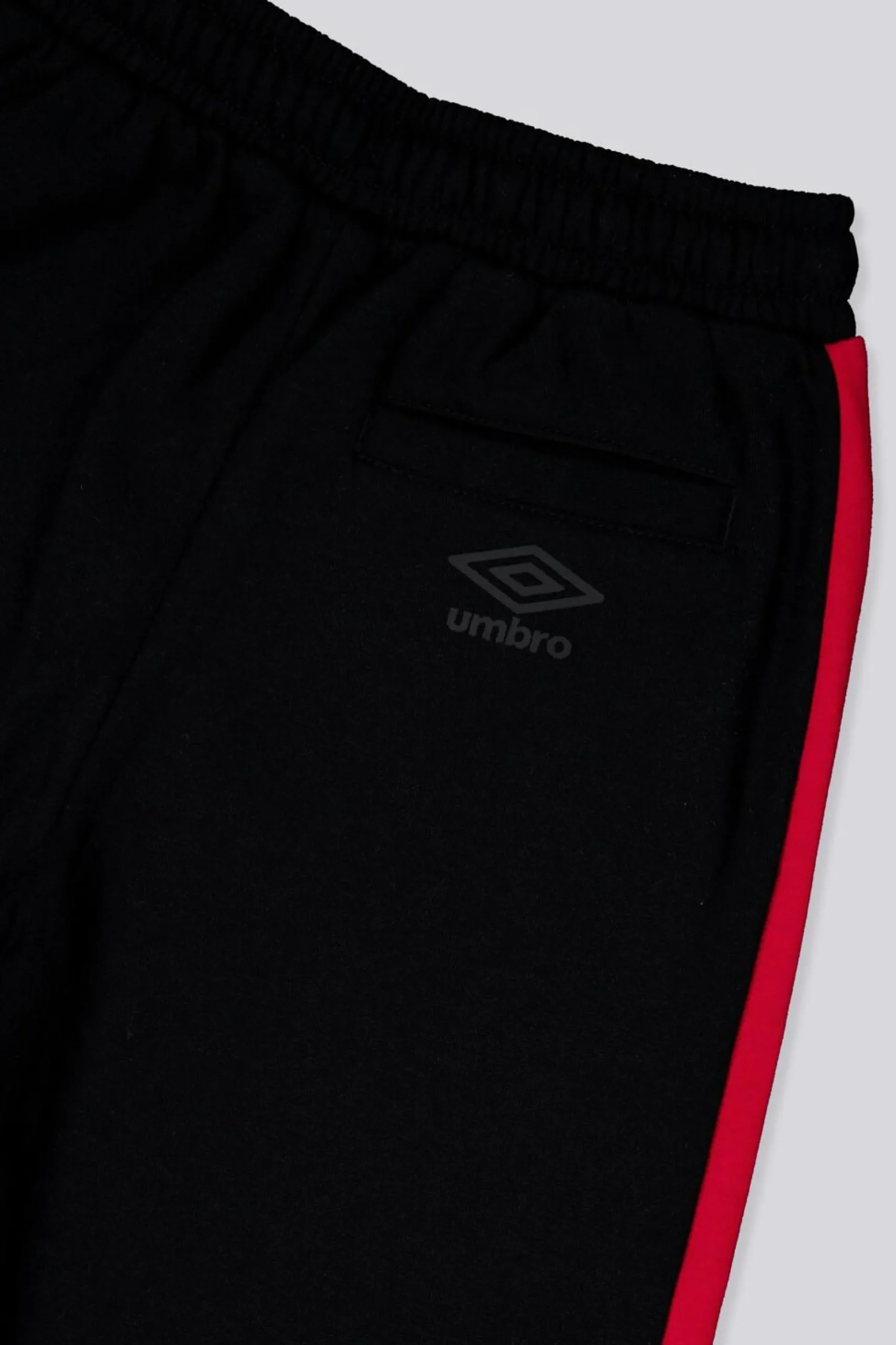 Calças Umbro