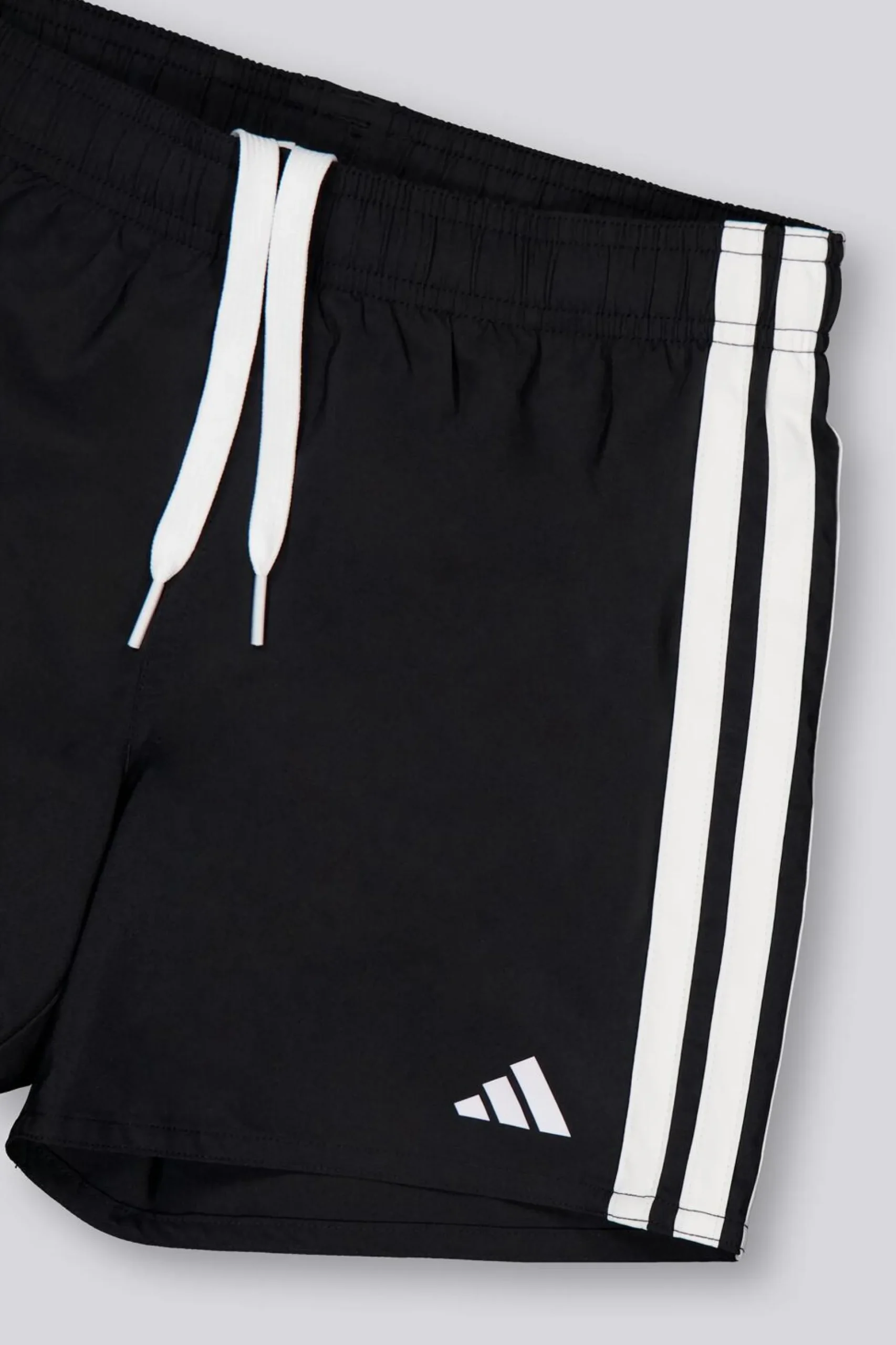 Calções adidas