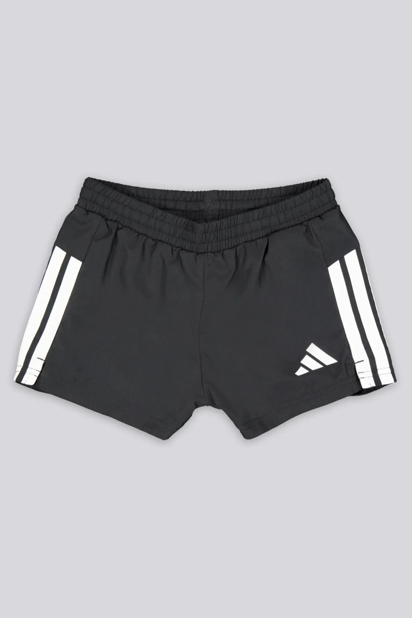Calções adidas