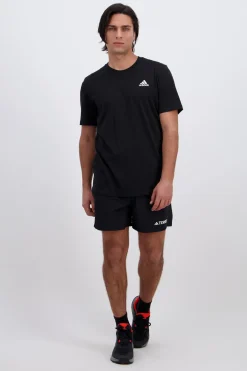 Calções adidas
