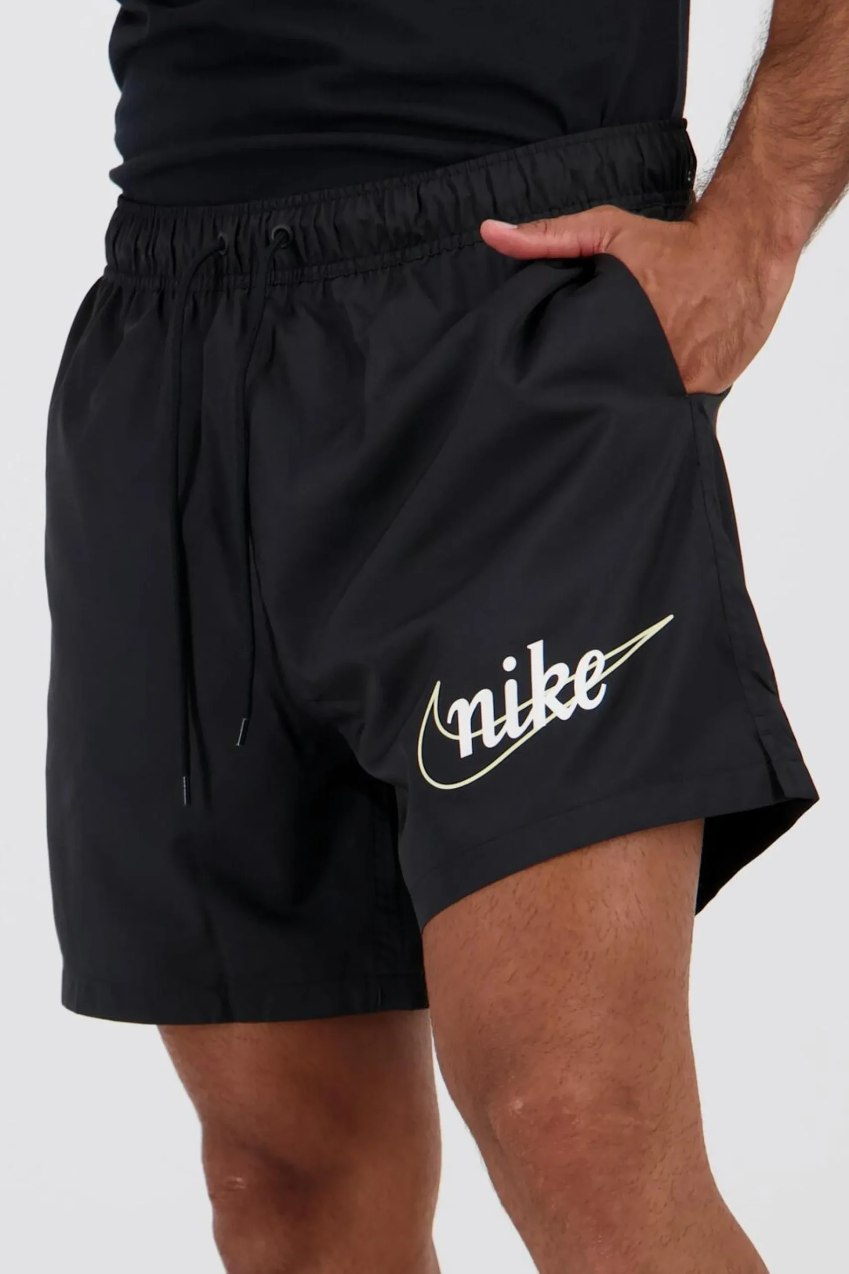 Calções Nike