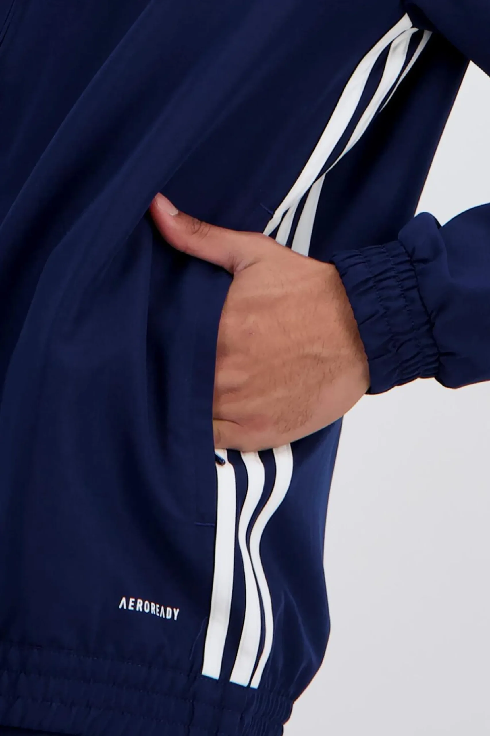 Casaco adidas Tiro Essentials Woven