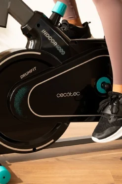 Cecotec Bicicleta De Resistência Magnética De Interior Com Volante De Inércia De 4 Kg, App, 10 Níveis De Resistência Manual, Rodas De Transporte E Suporte Para Tablet.