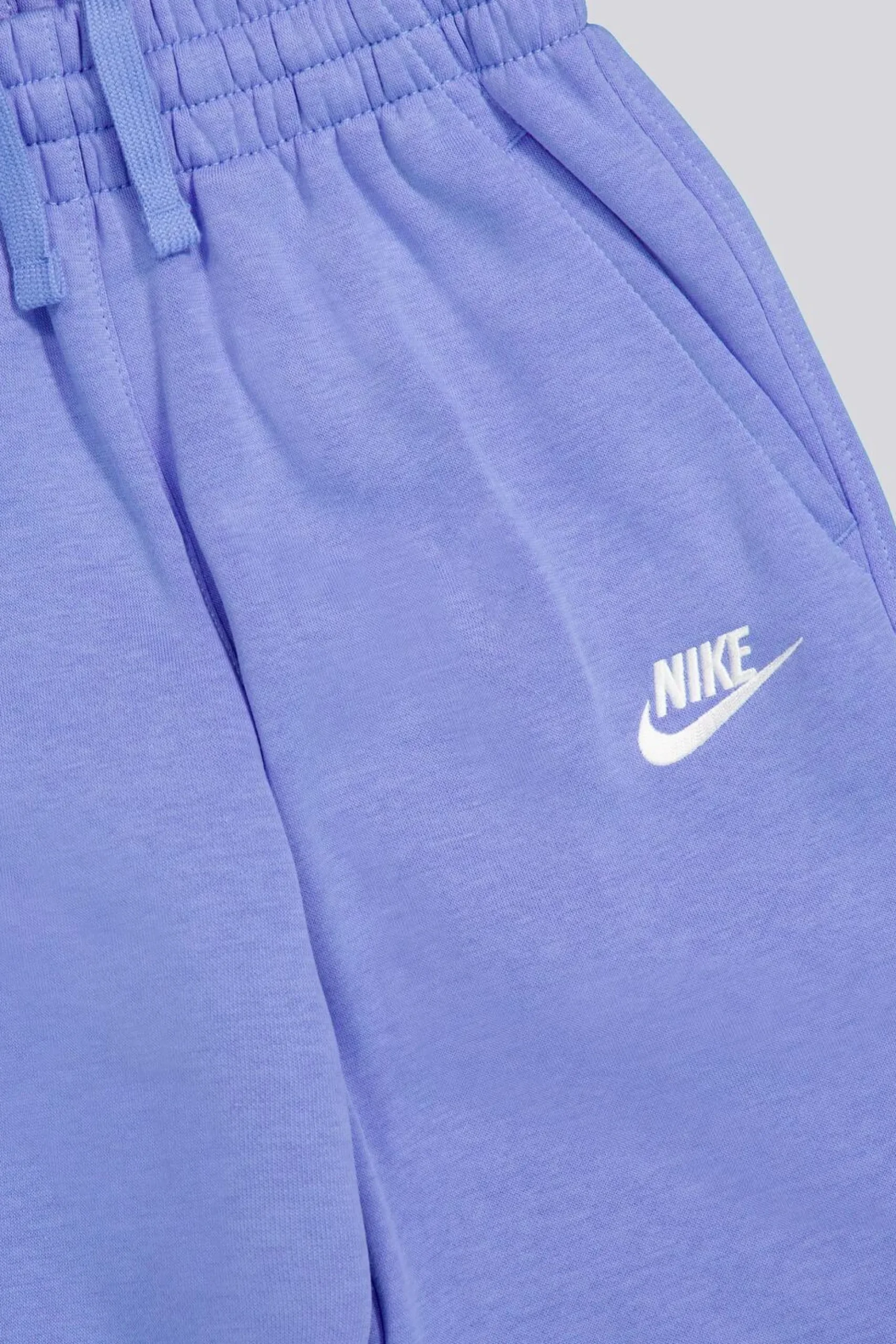 Nike Club
