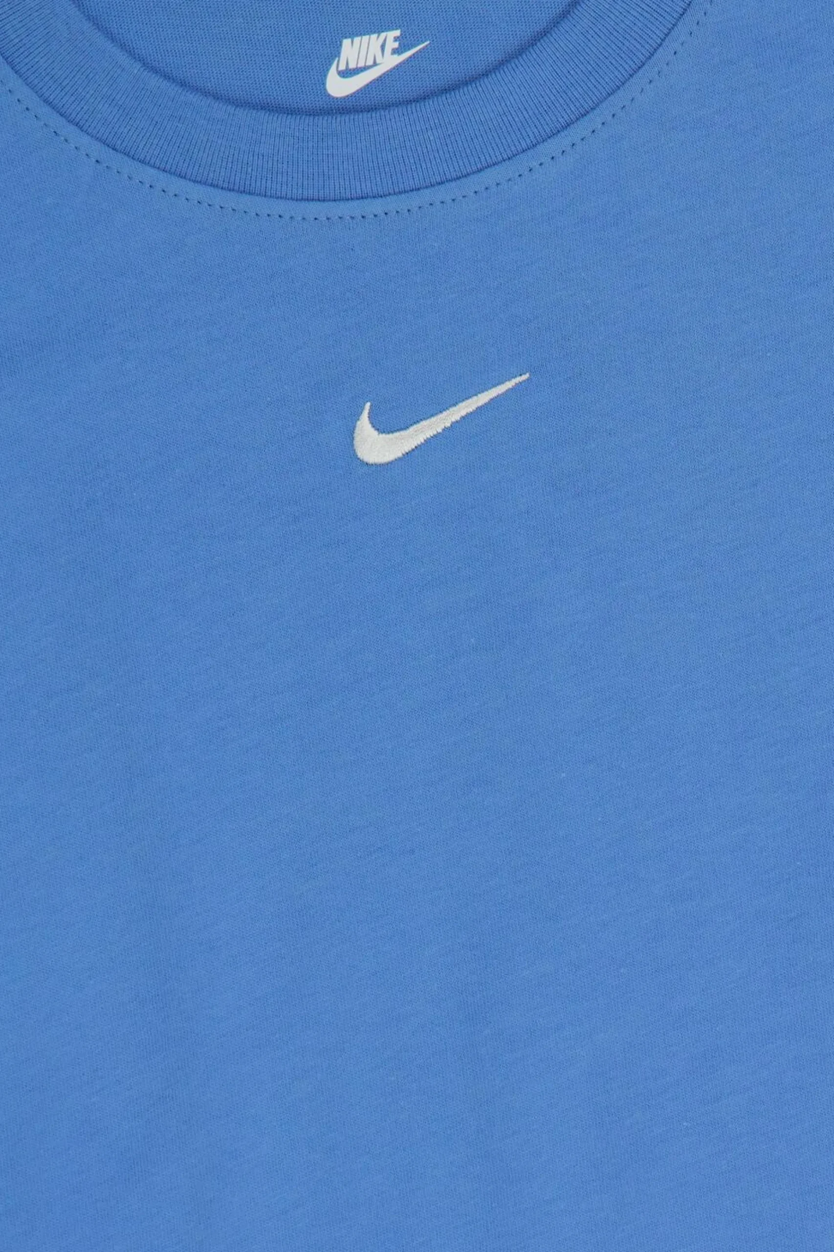 Nike Essential