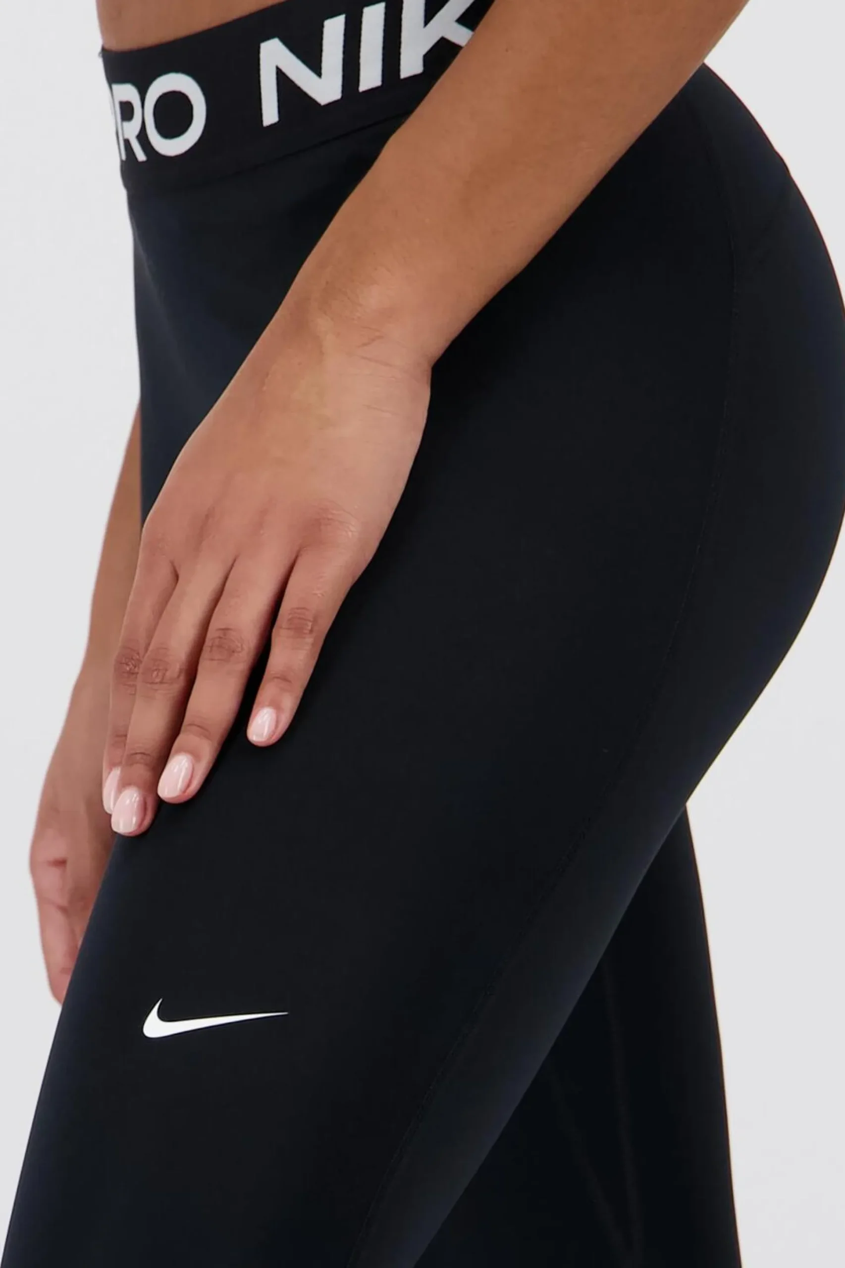 Nike Pro 365