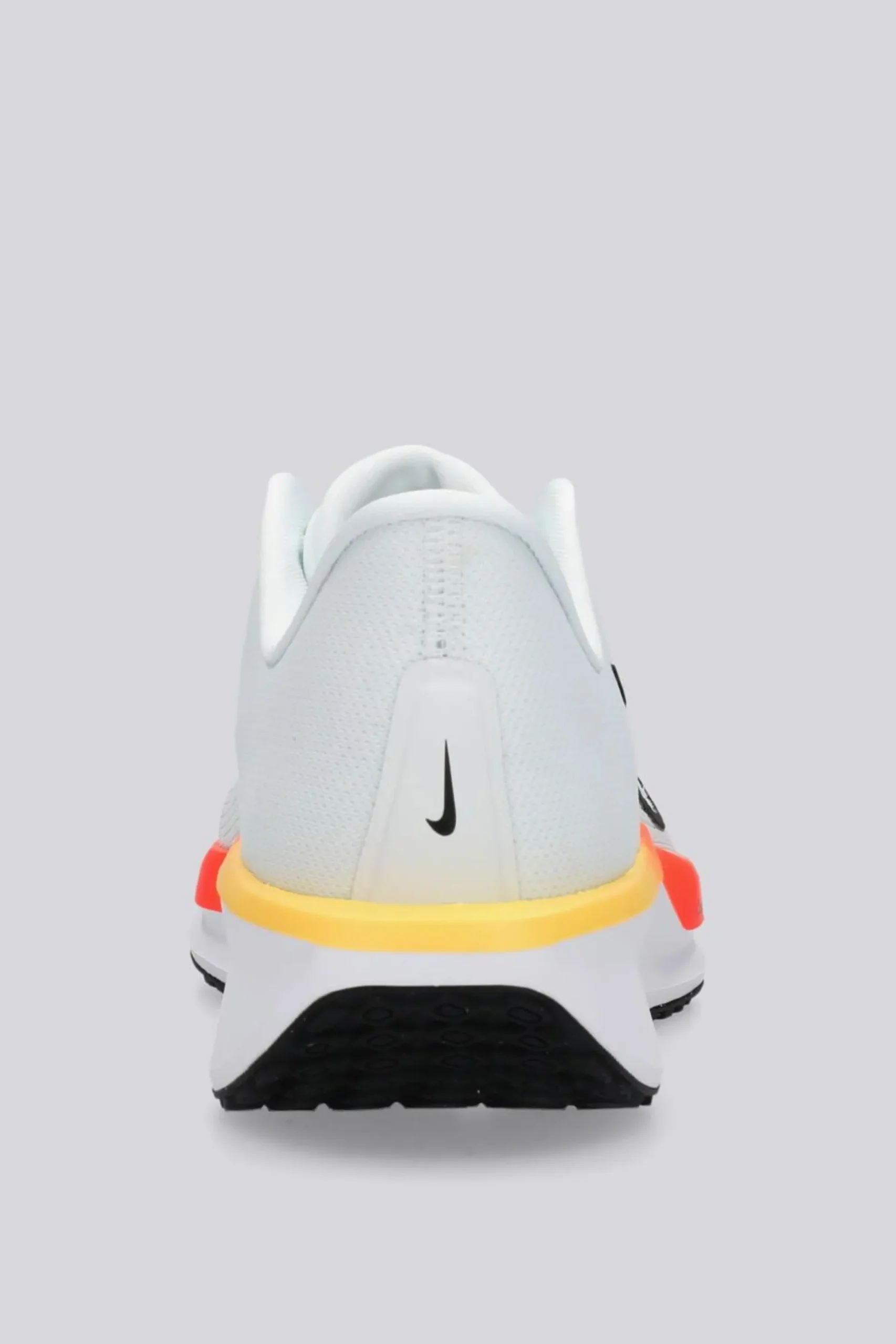 Nike Quest 6