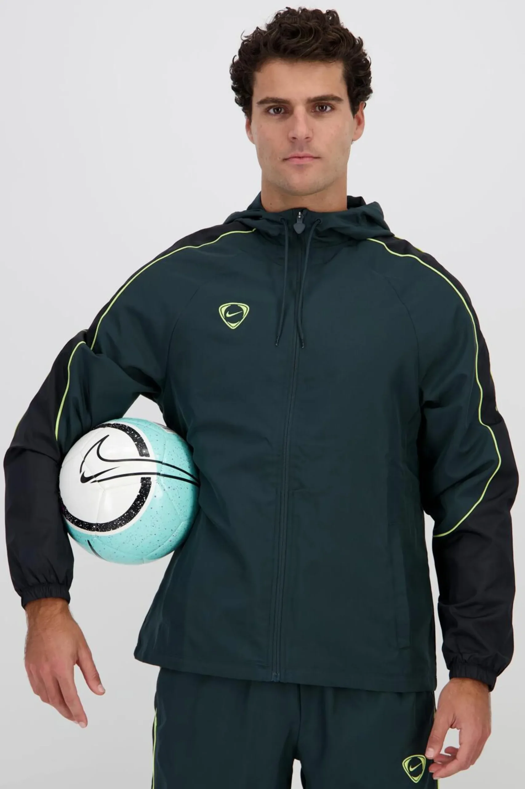 Nike Total 90